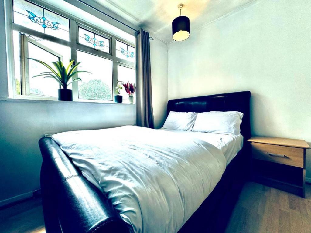 Whitechapel Lindley House R2 Hotel ลอนดอน ภายนอก รูปภาพ