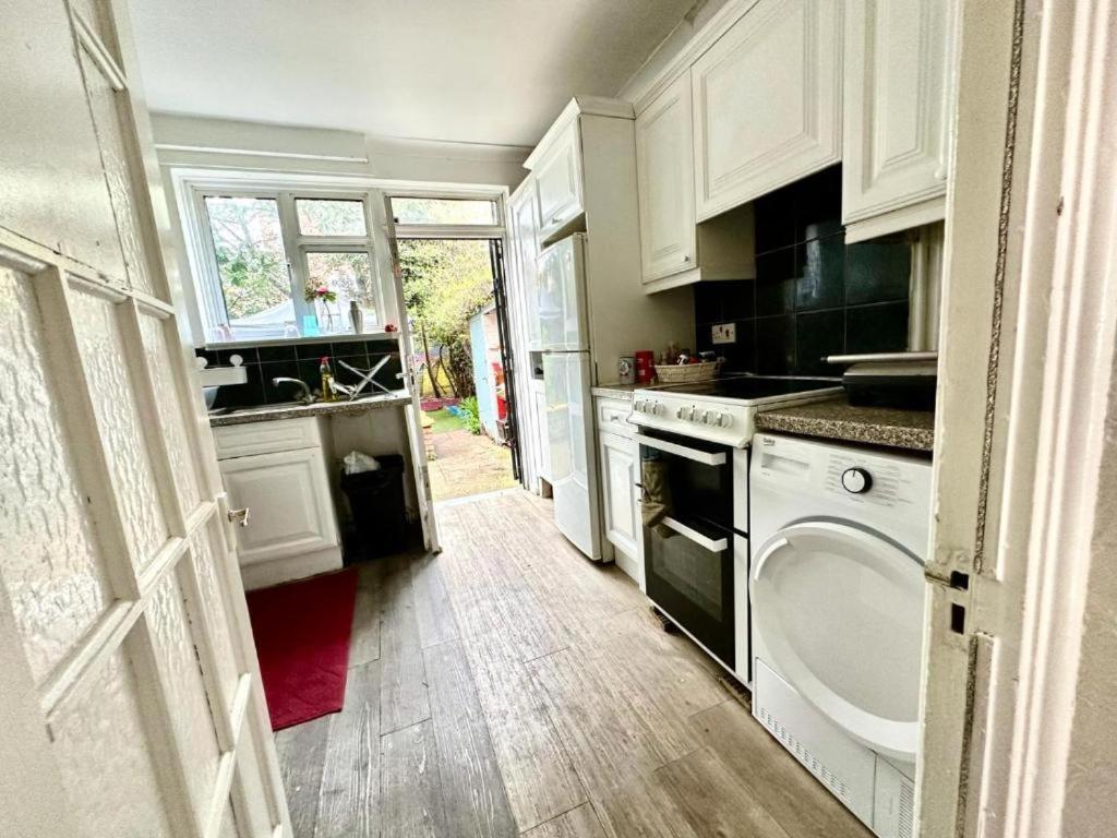 Whitechapel Lindley House R2 Hotel ลอนดอน ภายนอก รูปภาพ