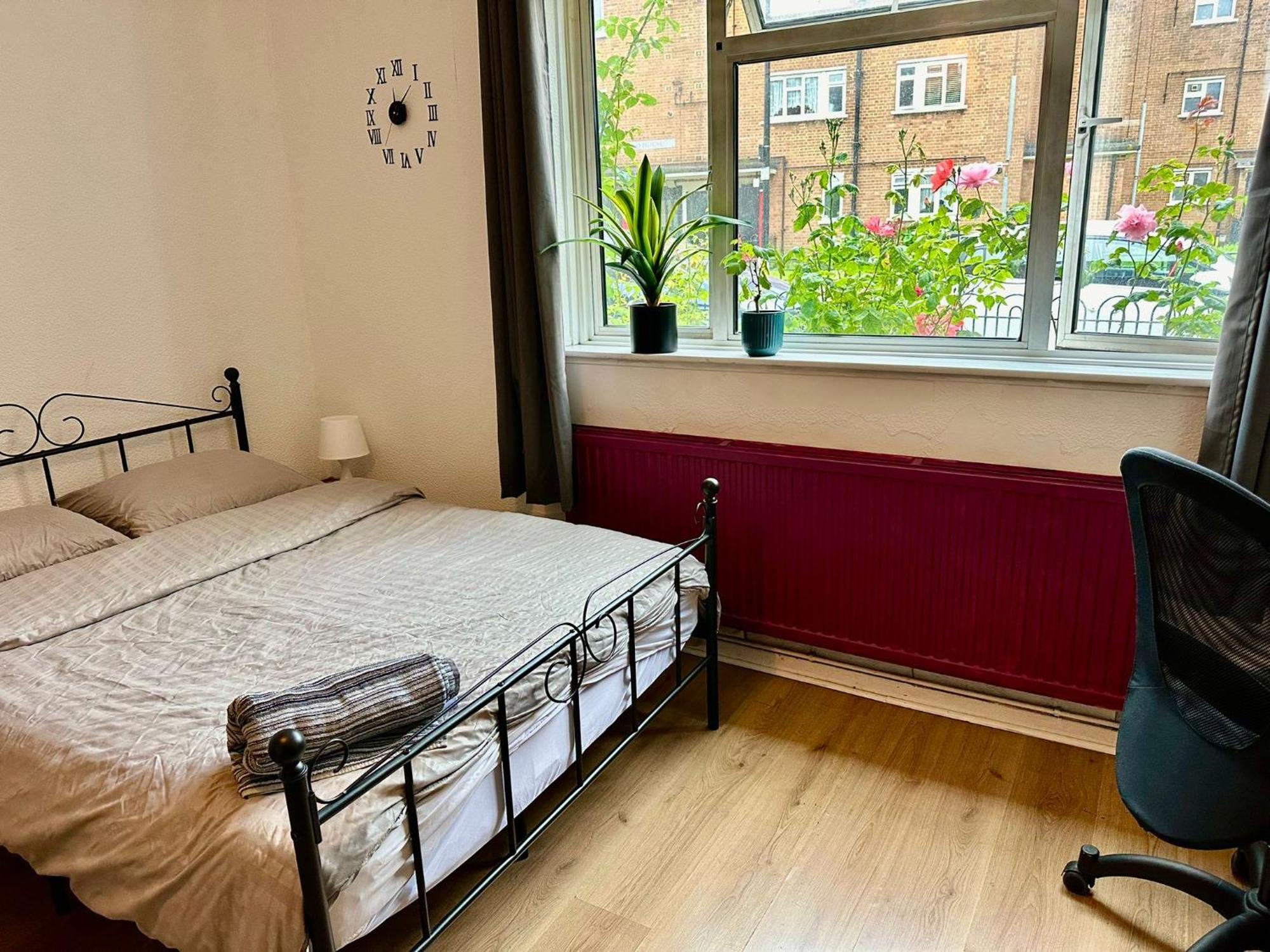 Whitechapel Lindley House R2 Hotel ลอนดอน ภายนอก รูปภาพ